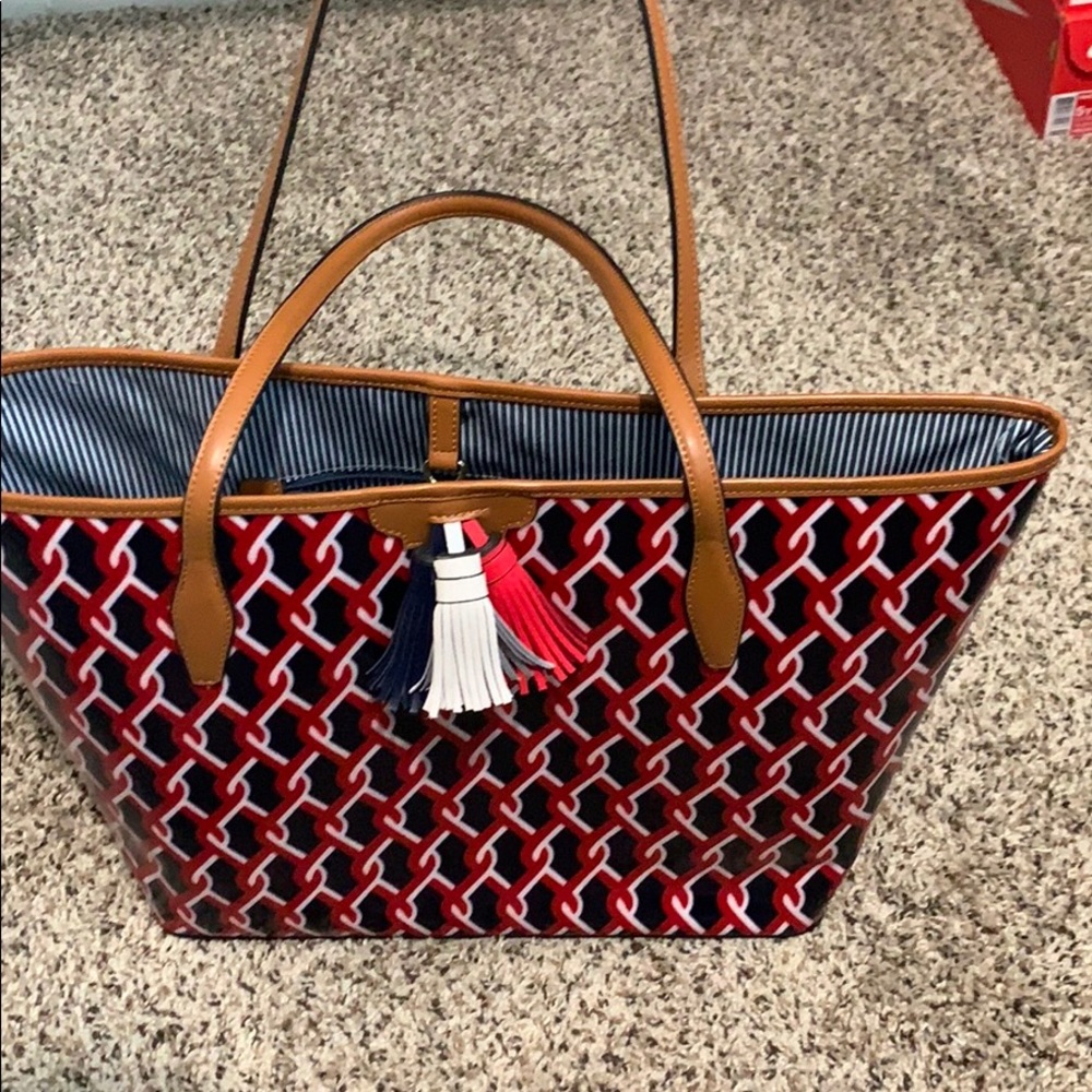 Crown & Ivy purse red and blue